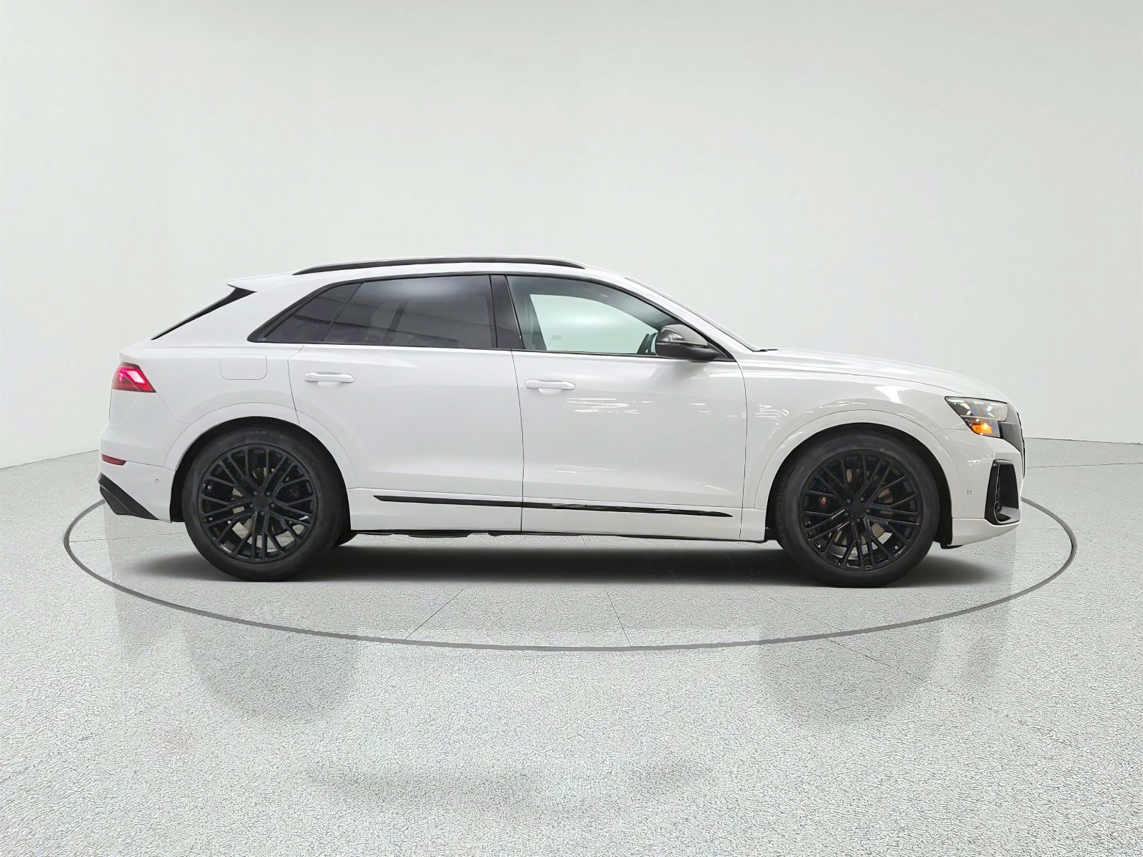 New 2026 Audi SQ8 Prestige AWD/4WD image 4