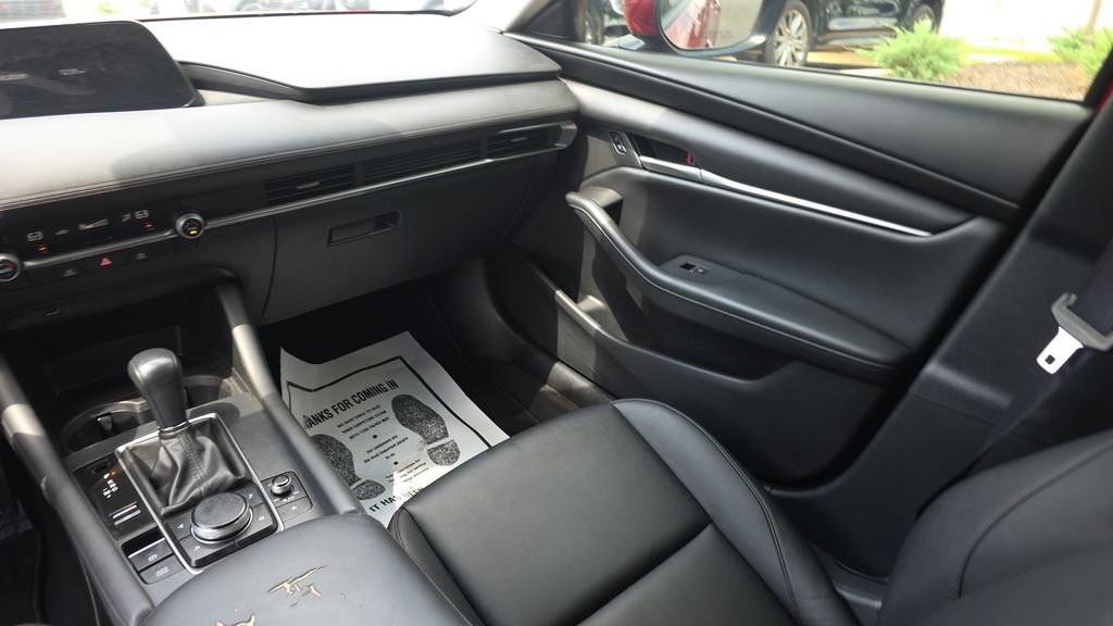 Used 2021 MAZDA MAZDA3 s FWD image 27