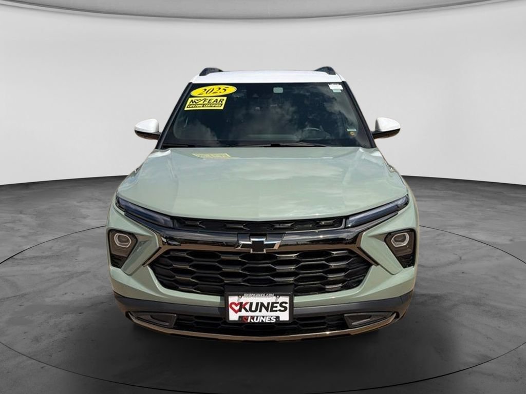 Used 2025 Chevrolet TrailBlazer ACTIV w/ Driver Confidence Package AWD/4WD image 4