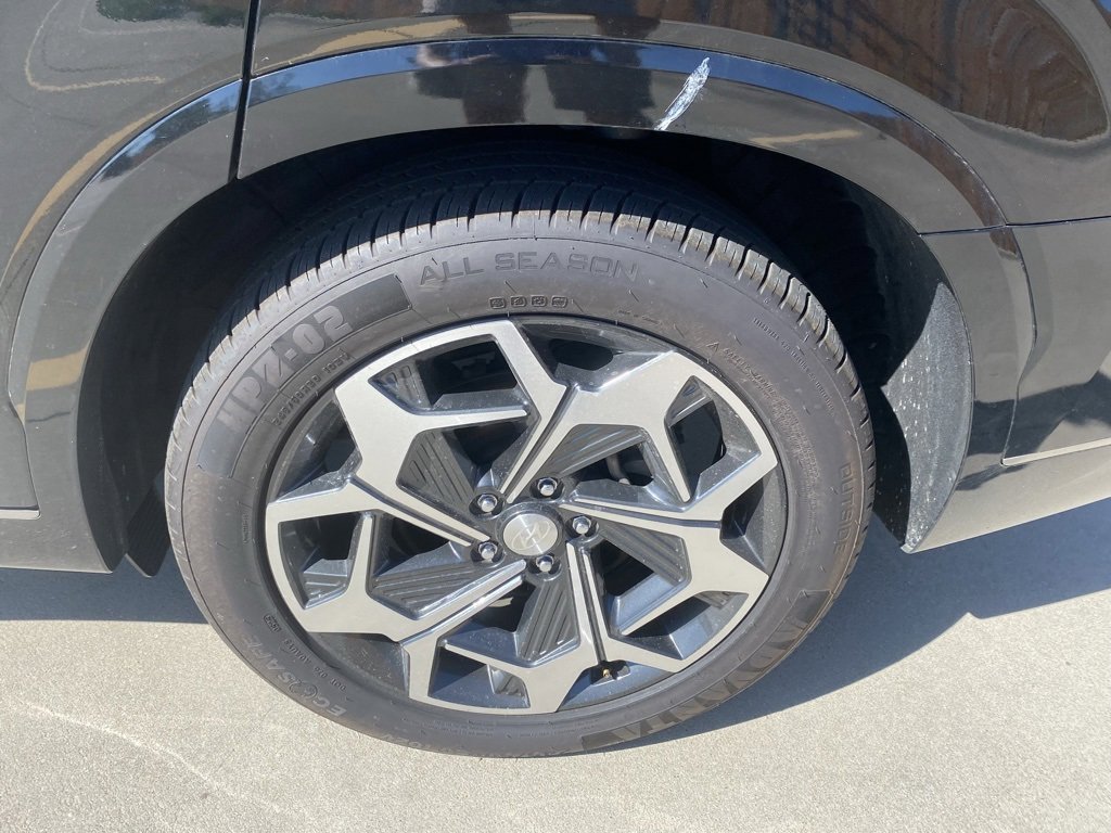 Used 2022 Hyundai Palisade Calligraphy image 4