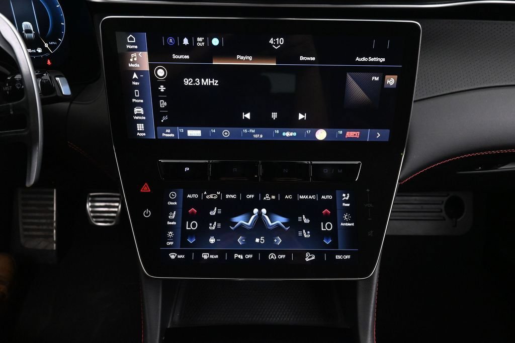 Used 2023 Maserati Grecale Modena AWD/4WD image 32