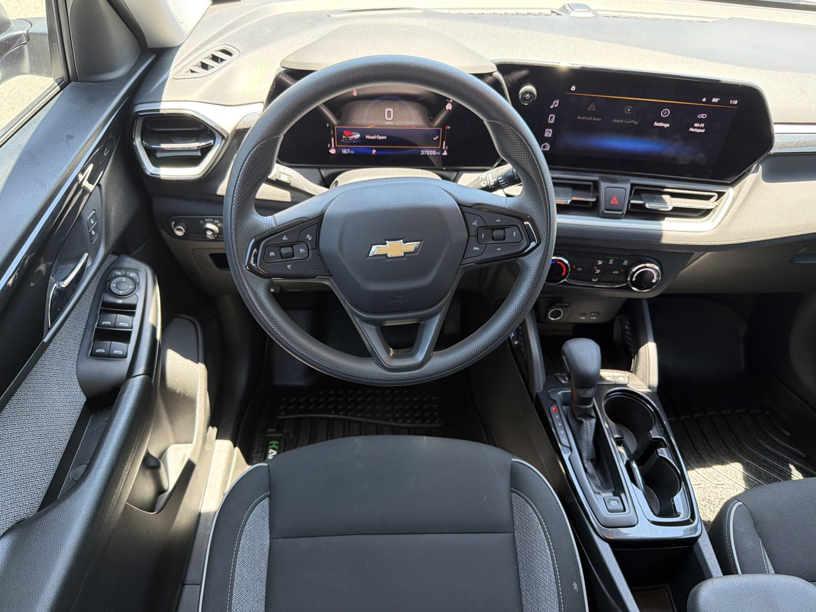 Used 2024 Chevrolet TrailBlazer LS w/ LS Convenience Package FWD image 29