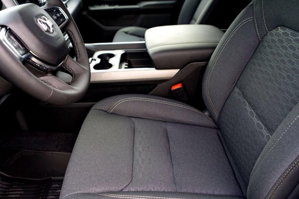 New 2026 RAM 1500 Lone Star AWD/4WD image 9