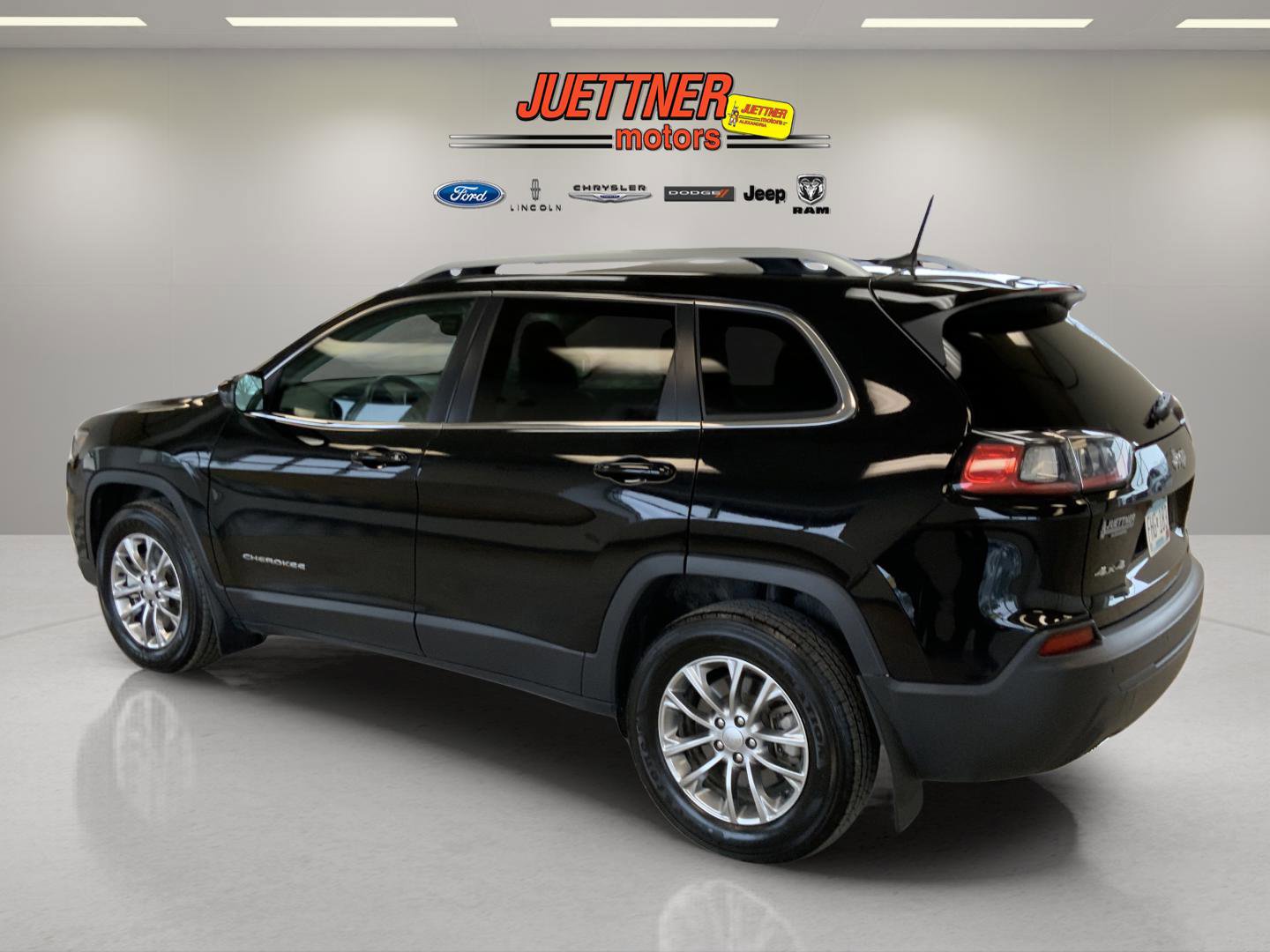 Used 2021 Jeep Cherokee Latitude Lux image 5