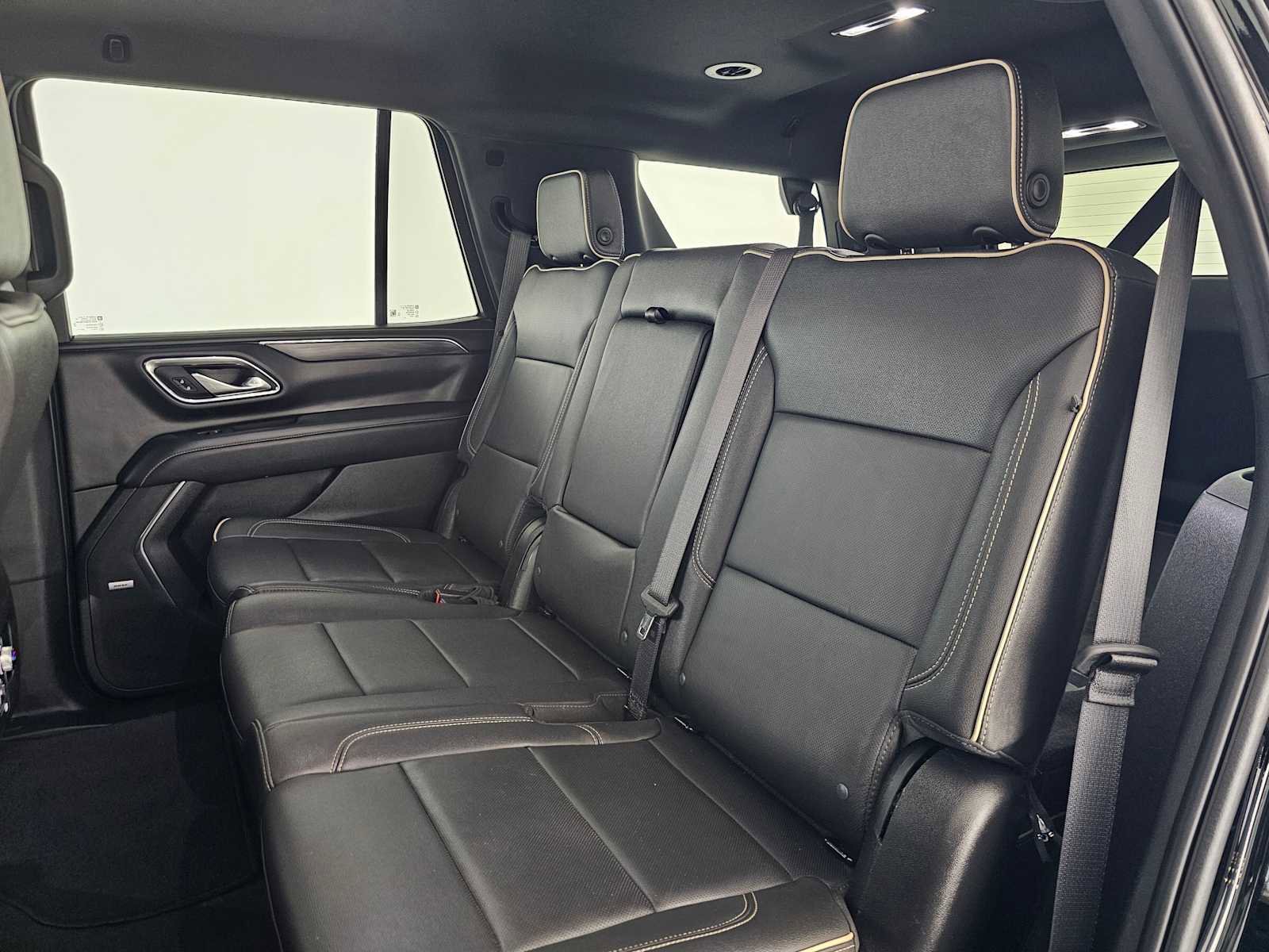 Used 2024 GMC Yukon SLT image 19