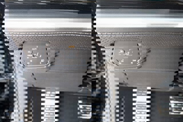 New 2026 Volkswagen Atlas SEL Premium R-Line image 25