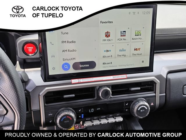 Used 2025 Toyota 4Runner TRD Off-Road Premium AWD/4WD image 12