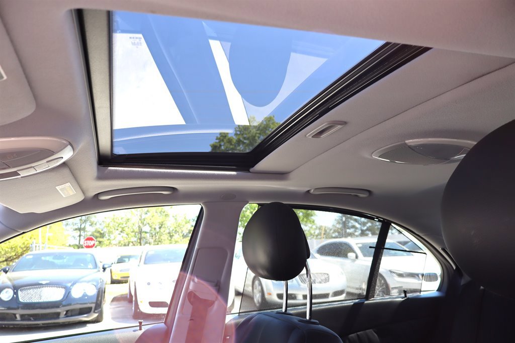 Used 2005 Mercedes-Benz E 500 4MATIC Sedan image 22