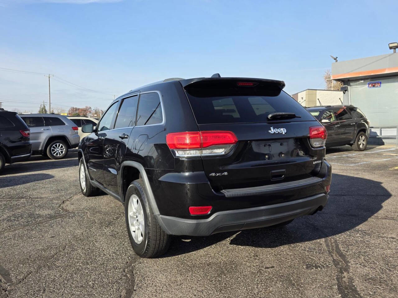 Used 2014 Jeep Grand Cherokee Laredo w/ Quick Order Package 23E AWD/4WD image 11