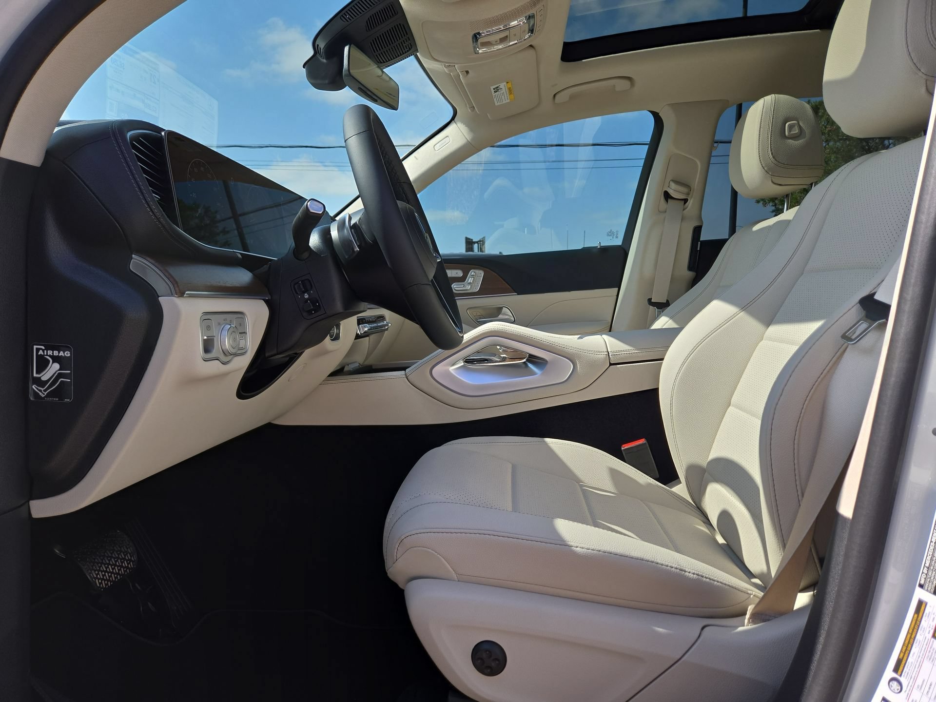 New 2026 Mercedes-Benz GLS 450 4MATIC image 16