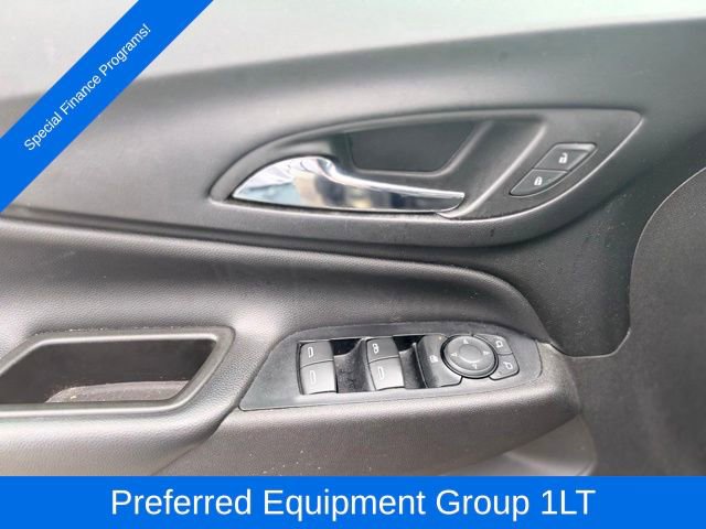 Used 2019 Chevrolet Equinox LT FWD image 13