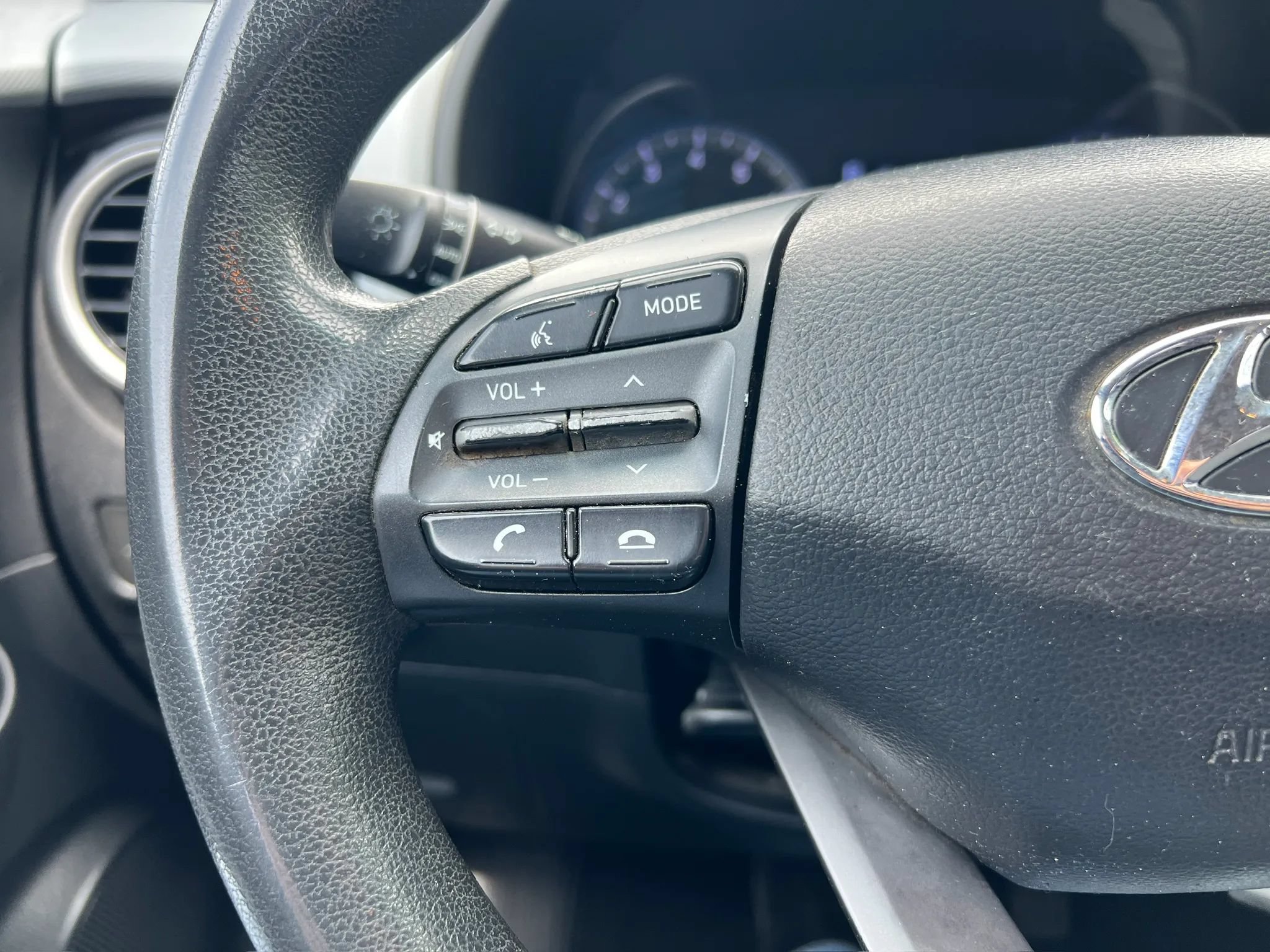 Used 2019 Hyundai Kona SE FWD image 21