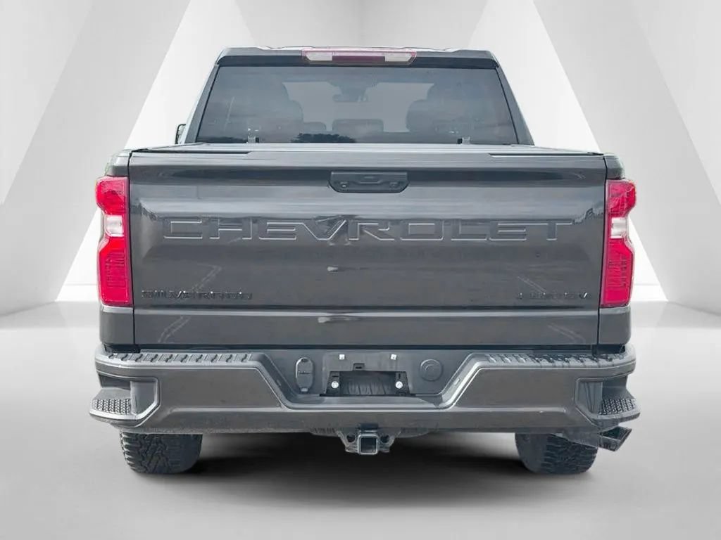 Used 2023 Chevrolet Silverado 1500 Custom w/ LPO, Dark Essentials Package AWD/4WD image 6