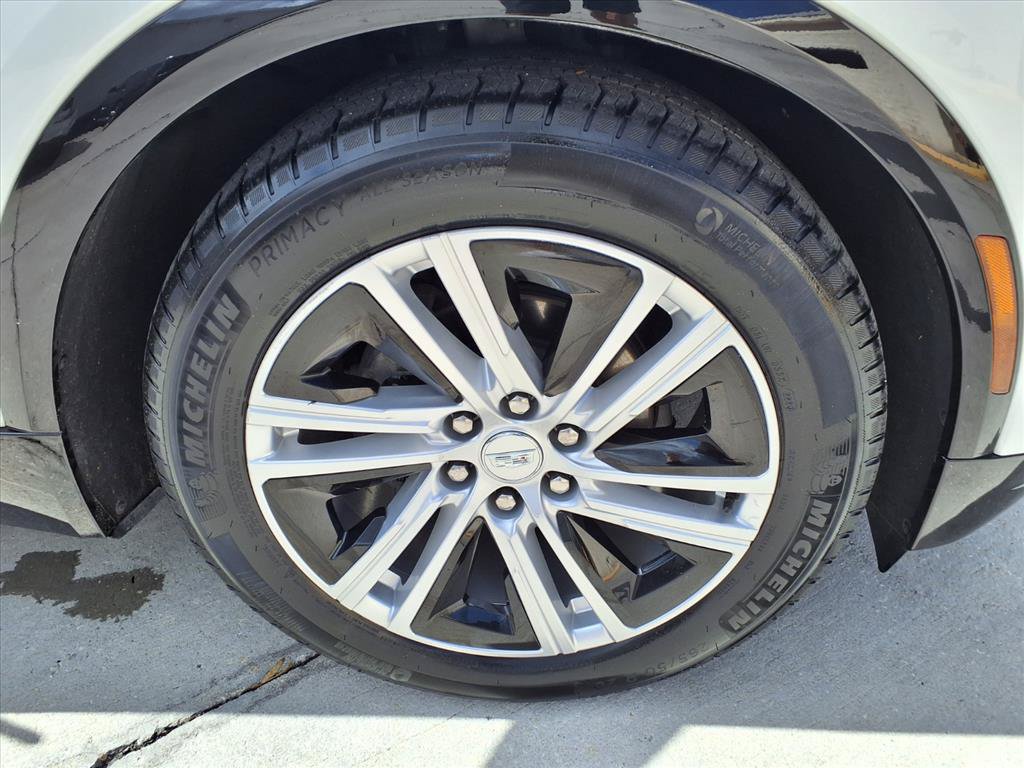 Certified 2024 Cadillac Lyriq Tech w/ Driver Assist Package RWD image 7