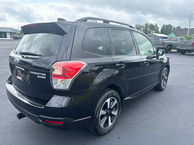 Used 2017 Subaru Forester 2.5i Premium AWD/4WD image 5