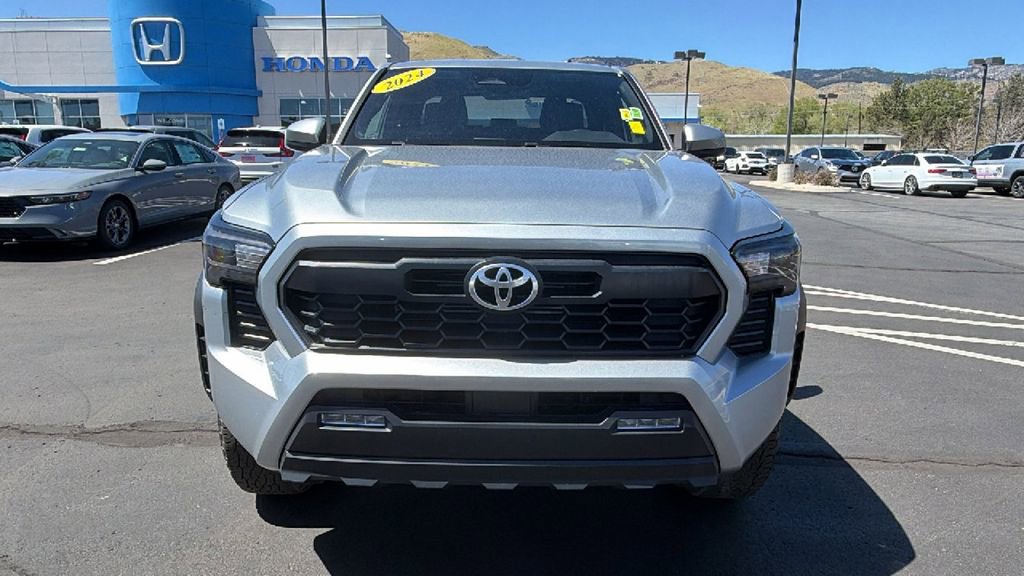 Used 2024 Toyota Tacoma TRD Off-Road AWD/4WD image 8
