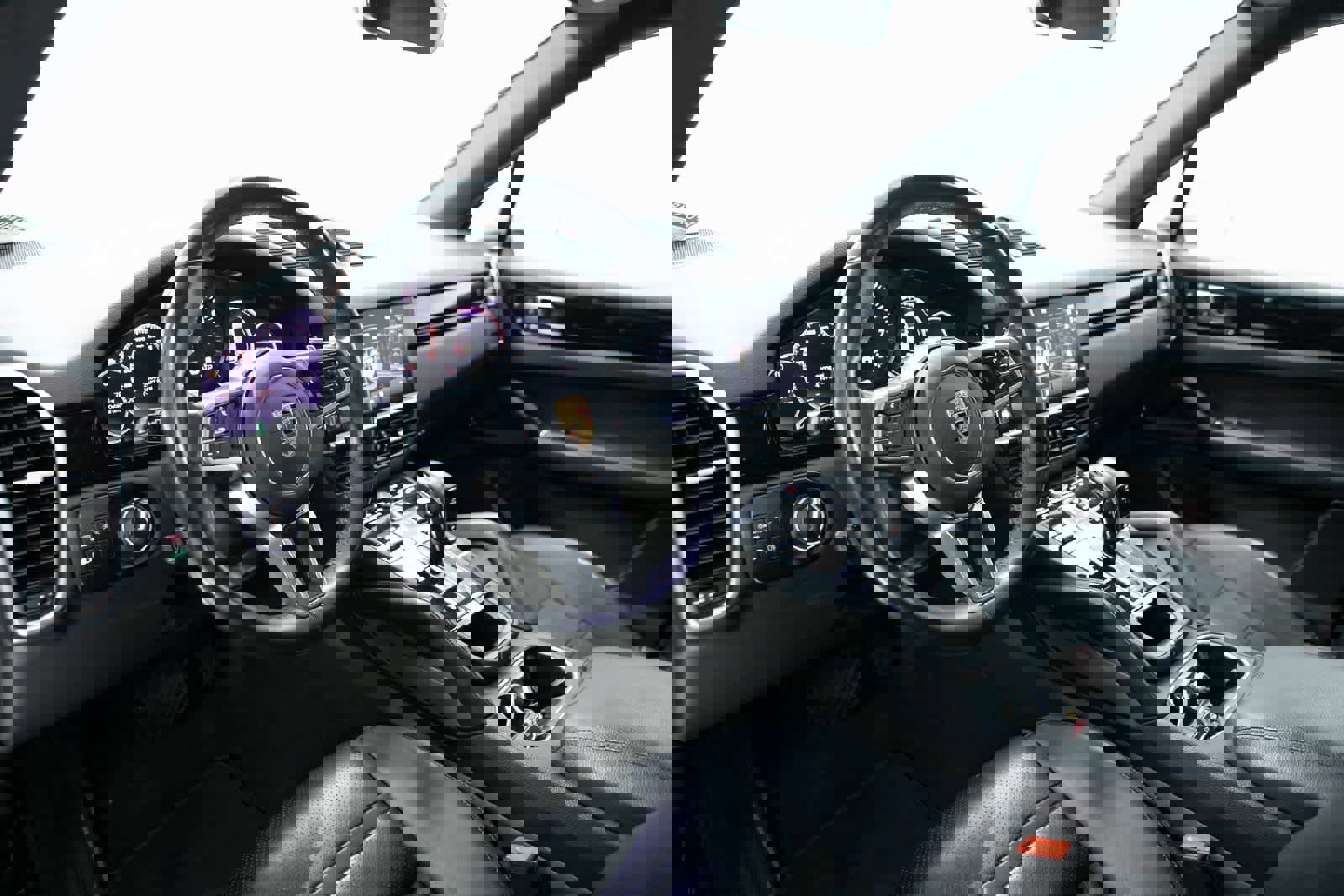 Certified 2023 Porsche Cayenne image 4