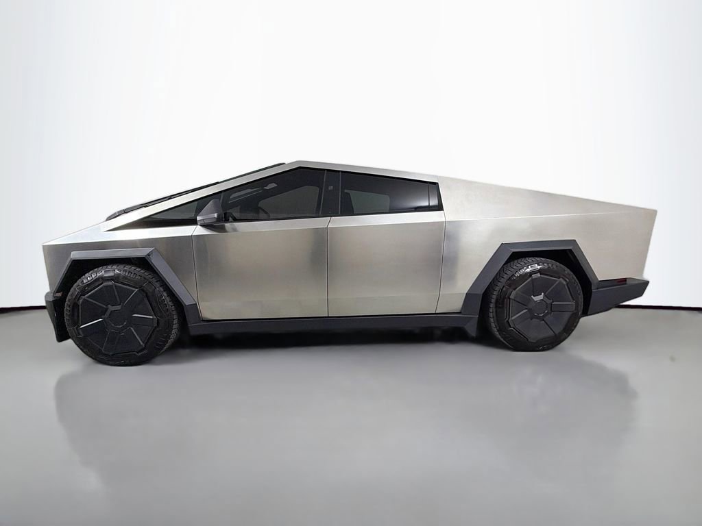 Used 2025 Tesla Cybertruck AWD Crew Cab image 8