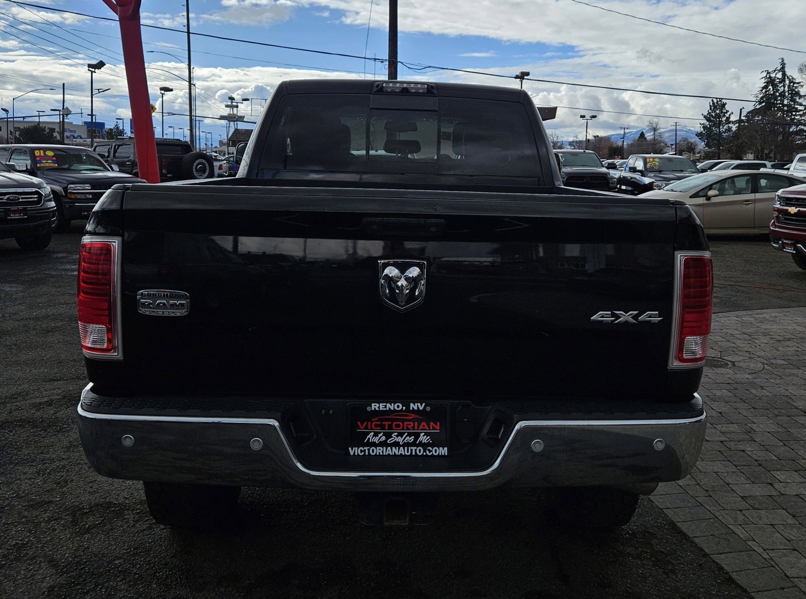 Used 2017 RAM 3500 Laramie Longhorn w/ Cold Weather Group image 8