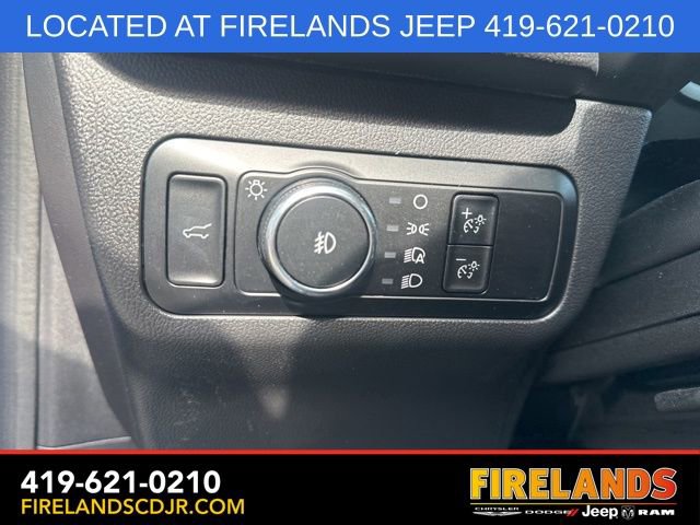 Used 2023 Ford Escape ST-Line Select AWD/4WD image 22