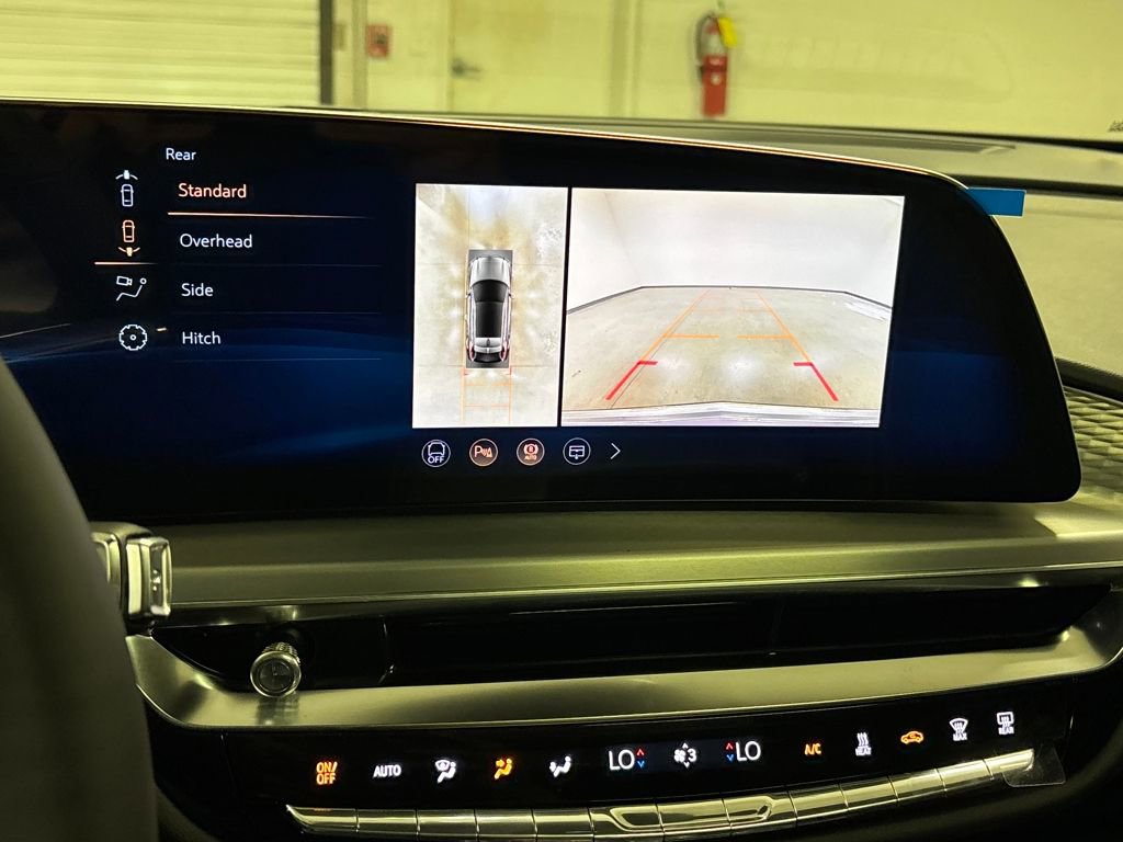 New 2026 Cadillac Lyriq Premium Luxury image 38