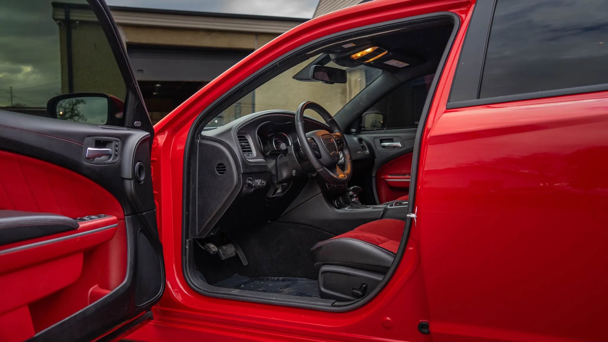 Used 2022 Dodge Charger Scat Pack w/ Plus Group RWD image 4