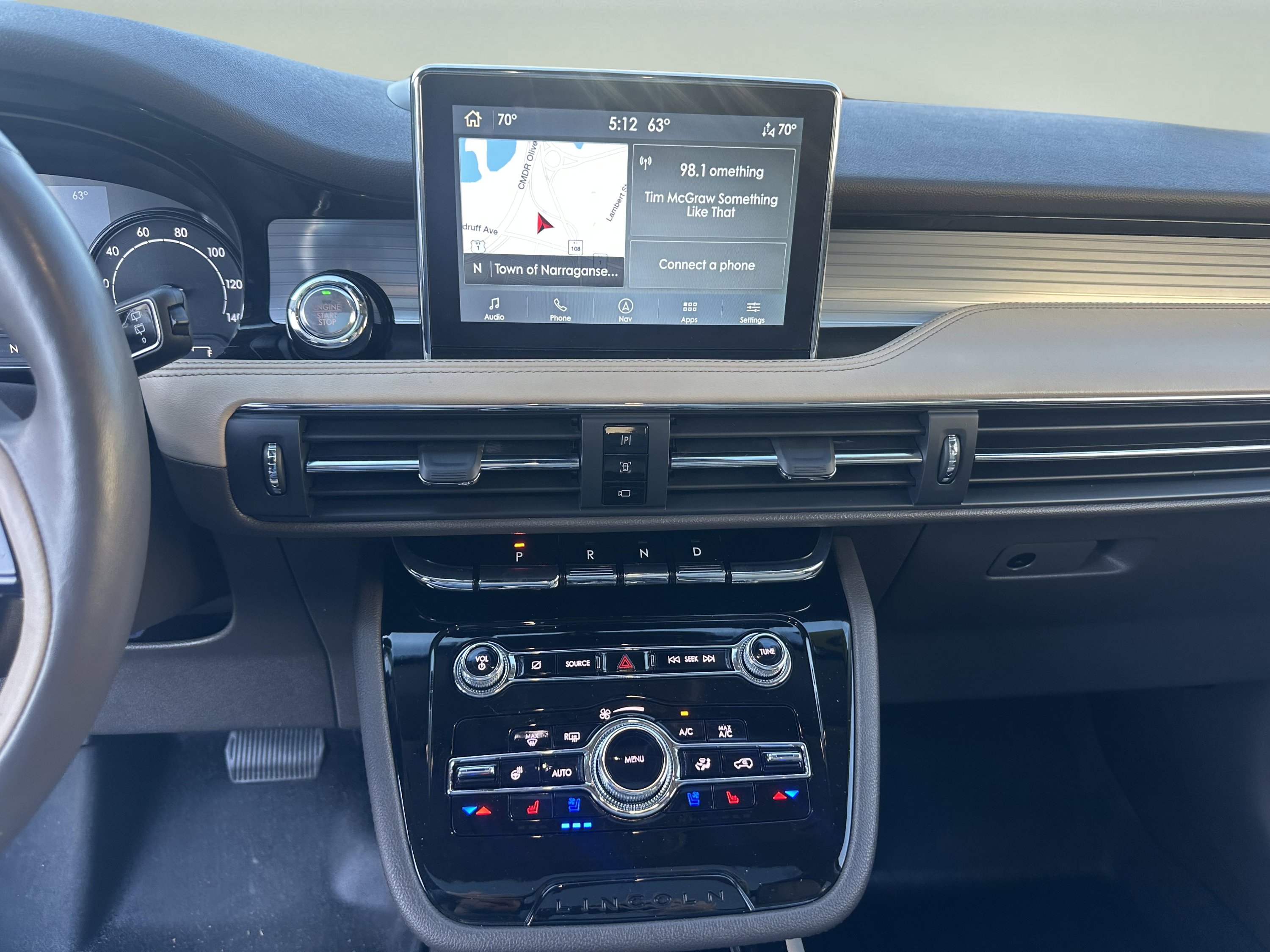 Used 2022 Lincoln Corsair AWD w/ Premium Package image 13