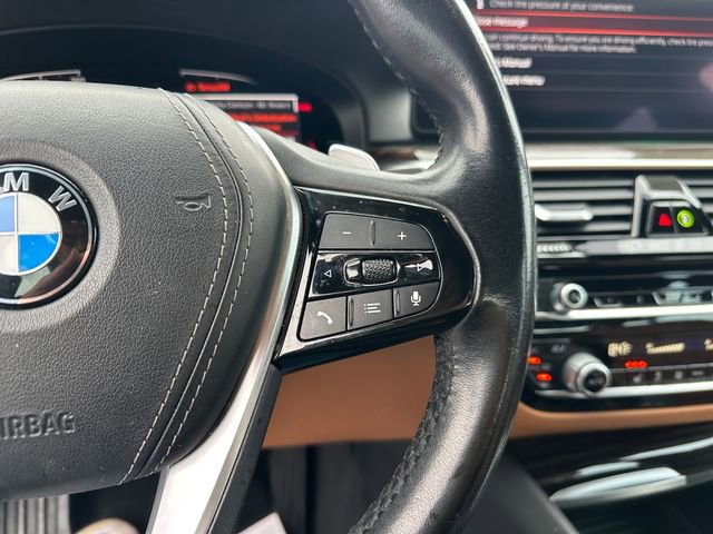 Used 2022 BMW 530i w/ Convenience Package RWD image 22