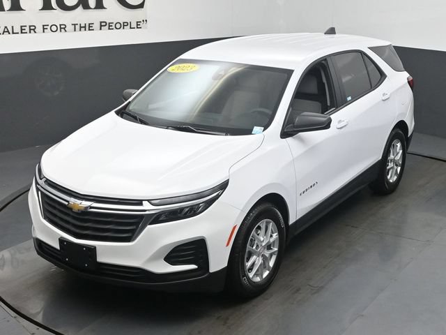 Used 2023 Chevrolet Equinox LS w/ LS Convenience Package FWD image 45