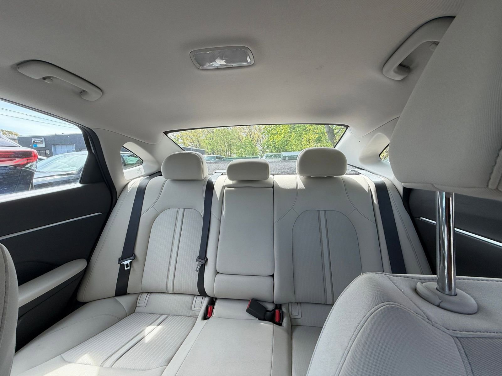 Used 2025 Hyundai Sonata SEL FWD image 38