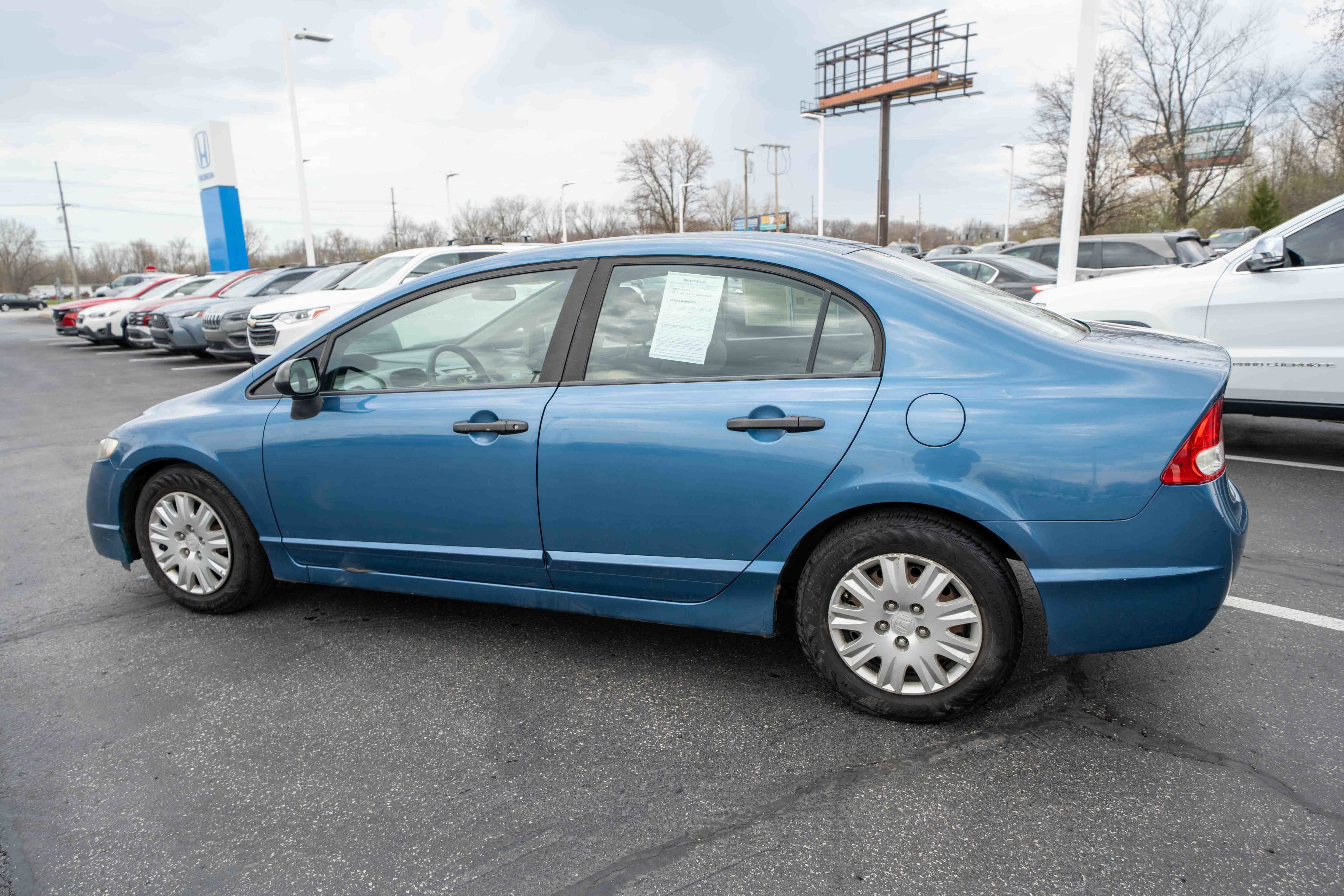 Used 2010 Honda Civic DX-VP image 4