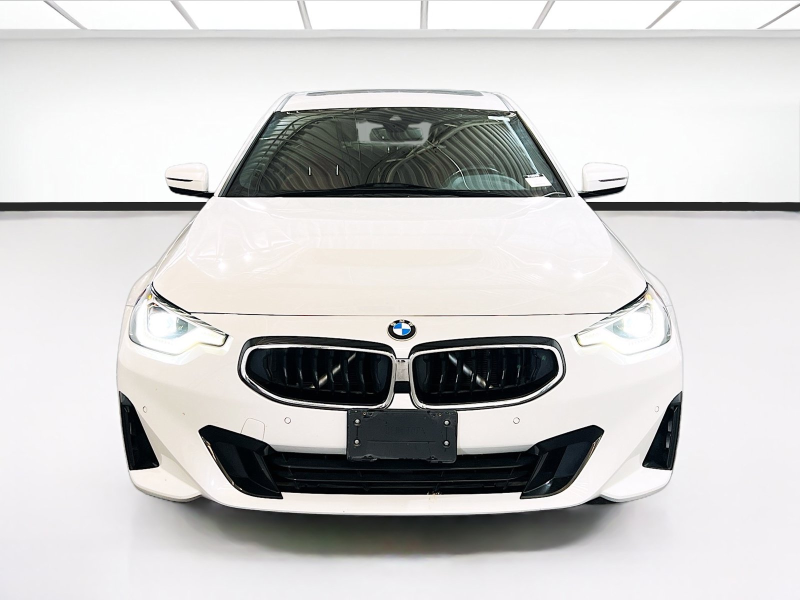 Used 2022 BMW 230i Coupe w/ Premium Package 2 RWD image 2