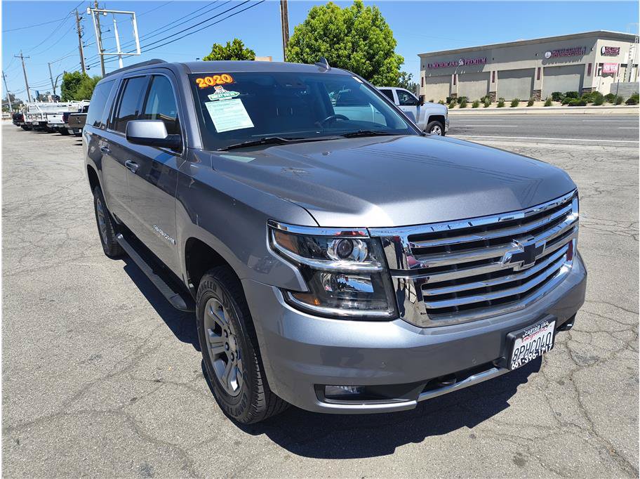 Used 2020 Chevrolet Suburban LT w/ Off-Road Package AWD/4WD image 3
