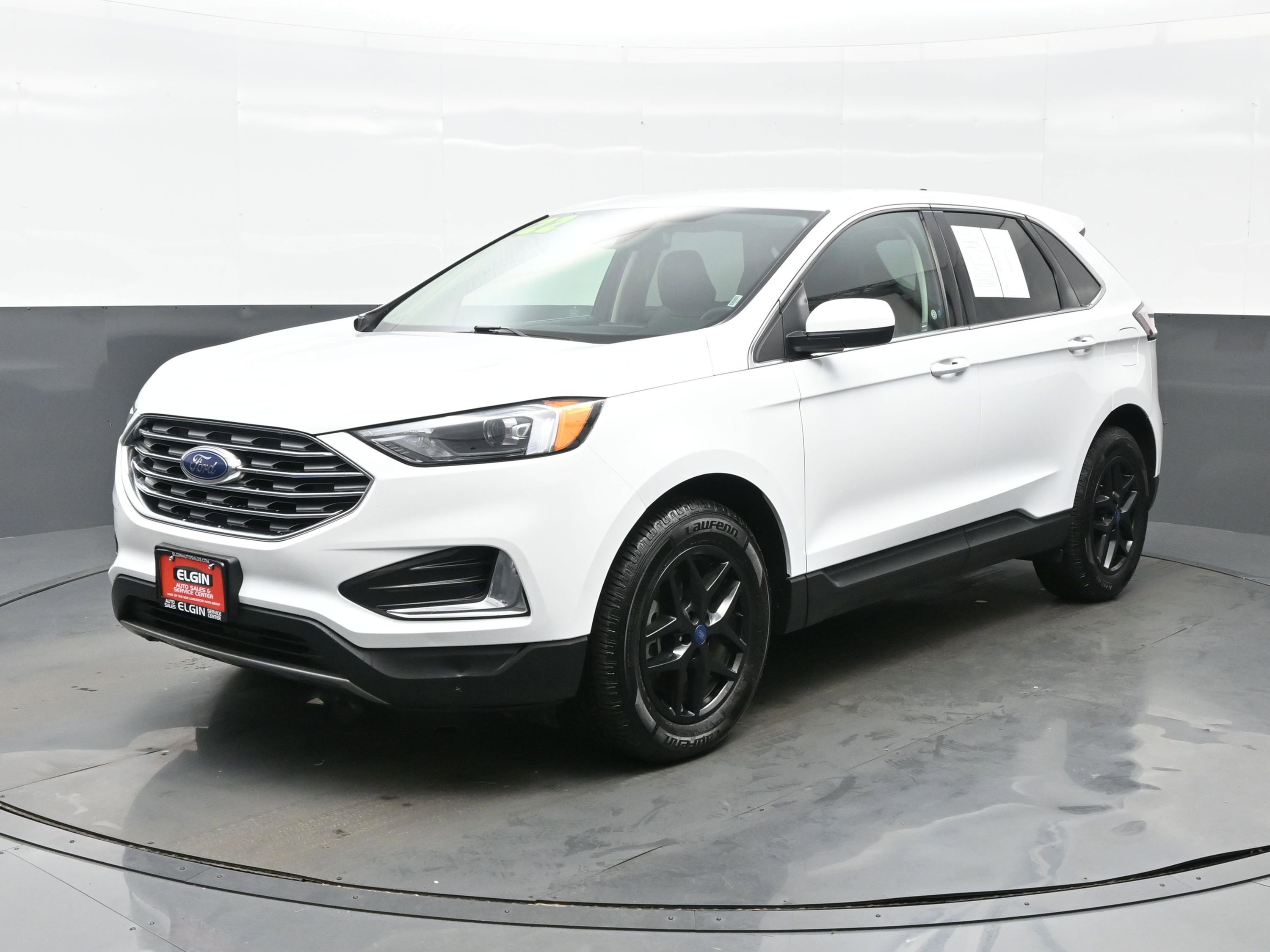 Used 2022 Ford Edge SEL image 2