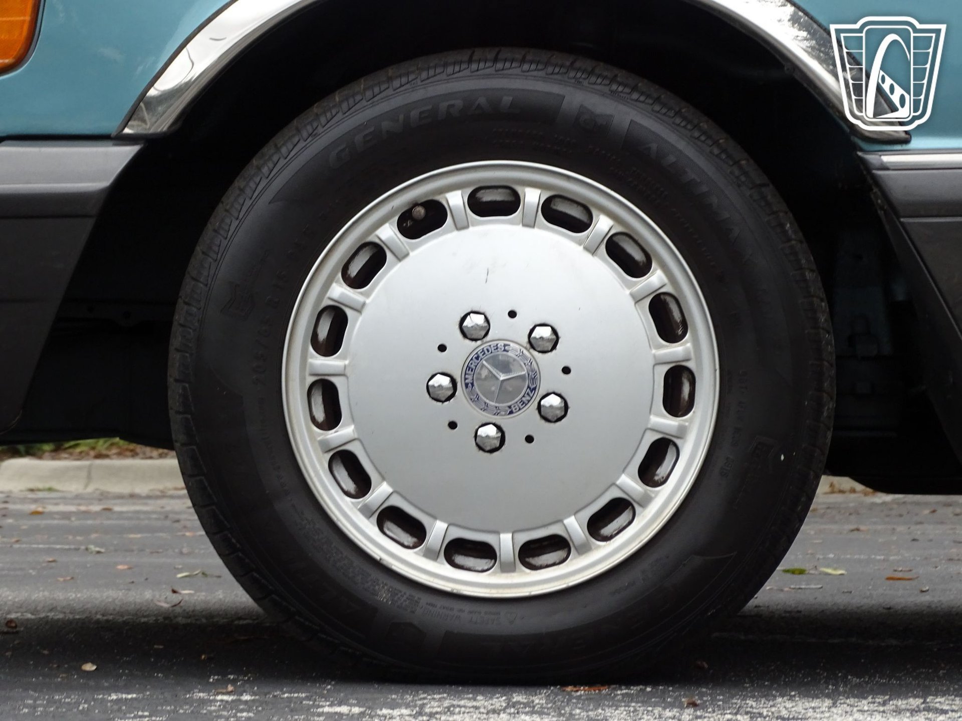 Used 1991 Mercedes-Benz 300 SE image 40