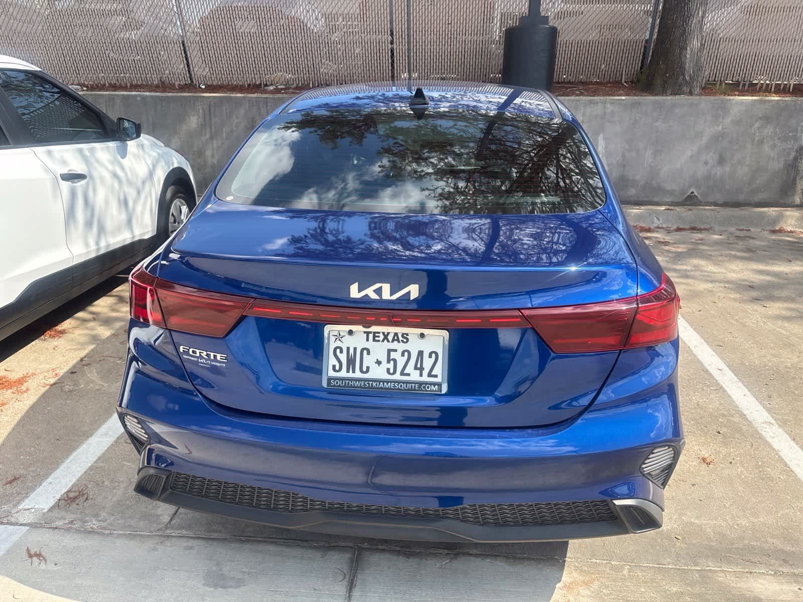 Certified 2023 Kia Forte LXS w/ LXS Technology Package FWD image 5