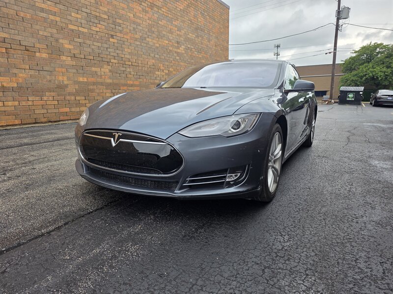 Used 2014 Tesla Model S 85 RWD image 32