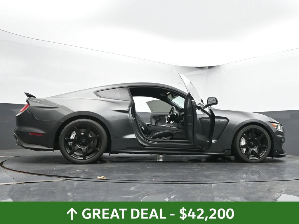 Used 2017 Ford Mustang Shelby GT350 image 74