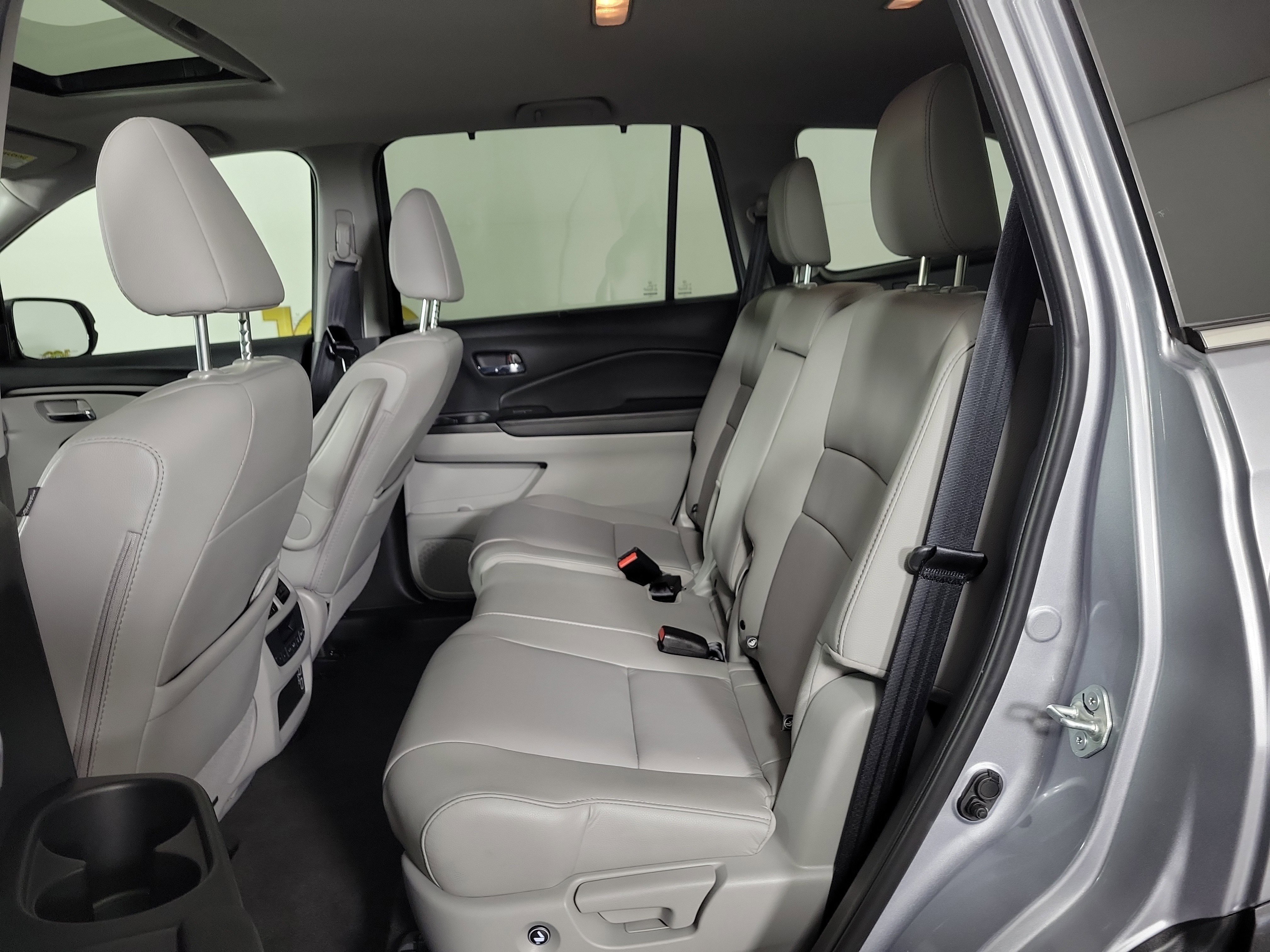 Used 2021 Honda Pilot Special Edition image 10