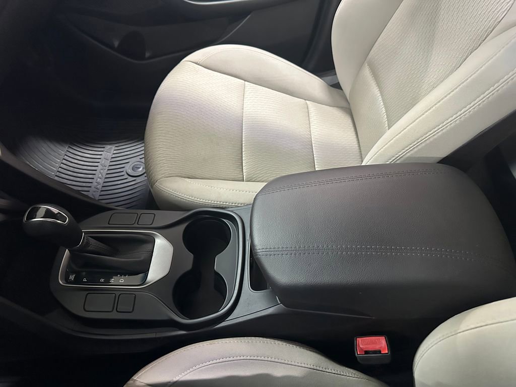Used 2017 Hyundai Santa Fe Sport AWD/4WD image 25
