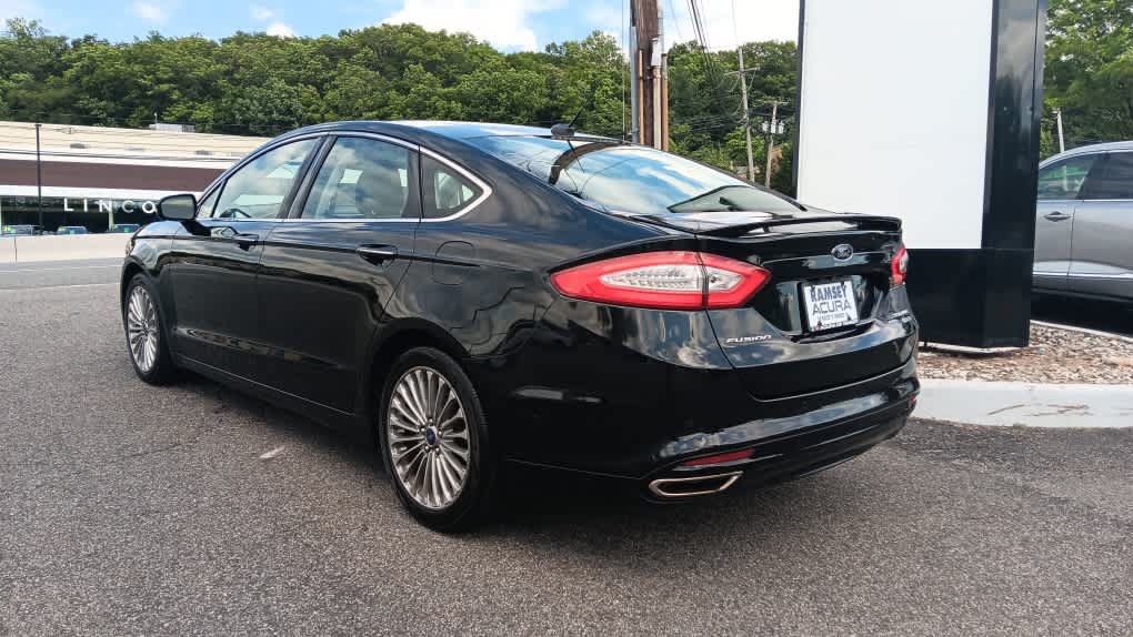 Used 2014 Ford Fusion Titanium FWD image 3
