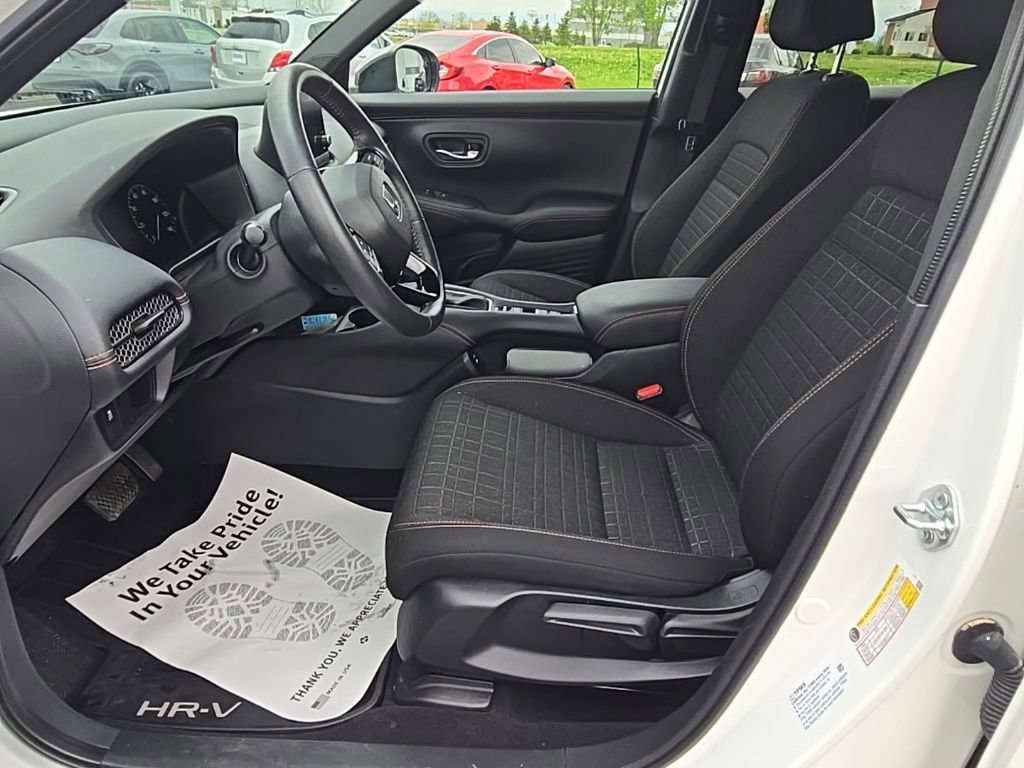 Certified 2025 Honda HR-V Sport image 20