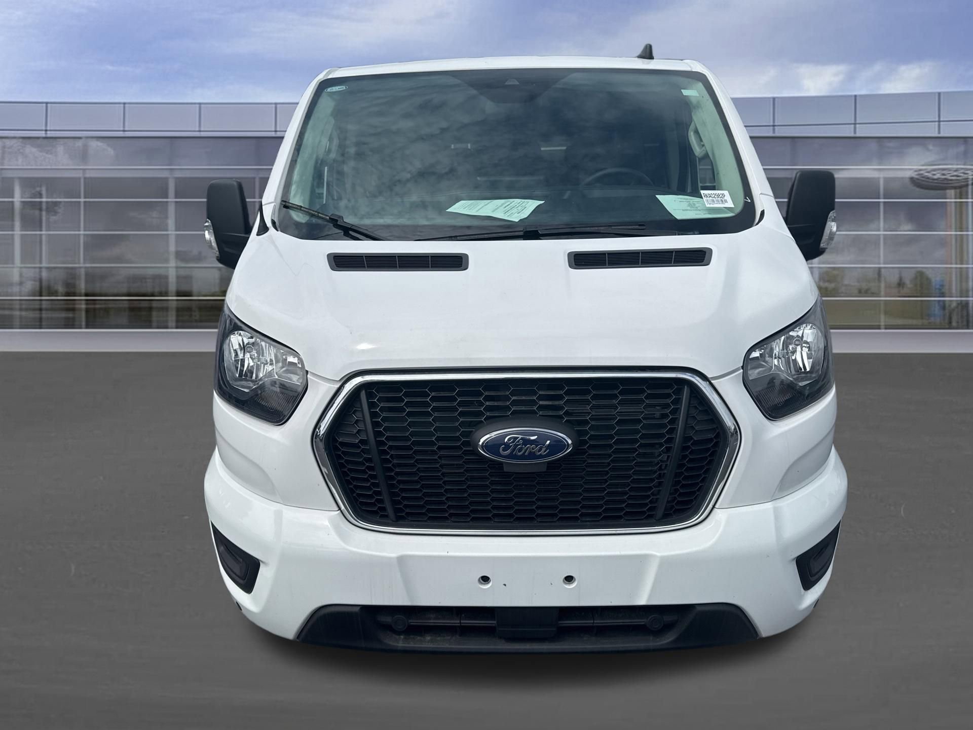 Used 2024 Ford Transit 350 XLT RWD image 10