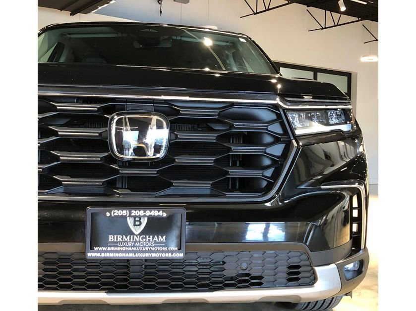 Used 2025 Honda Pilot EX-L image 5