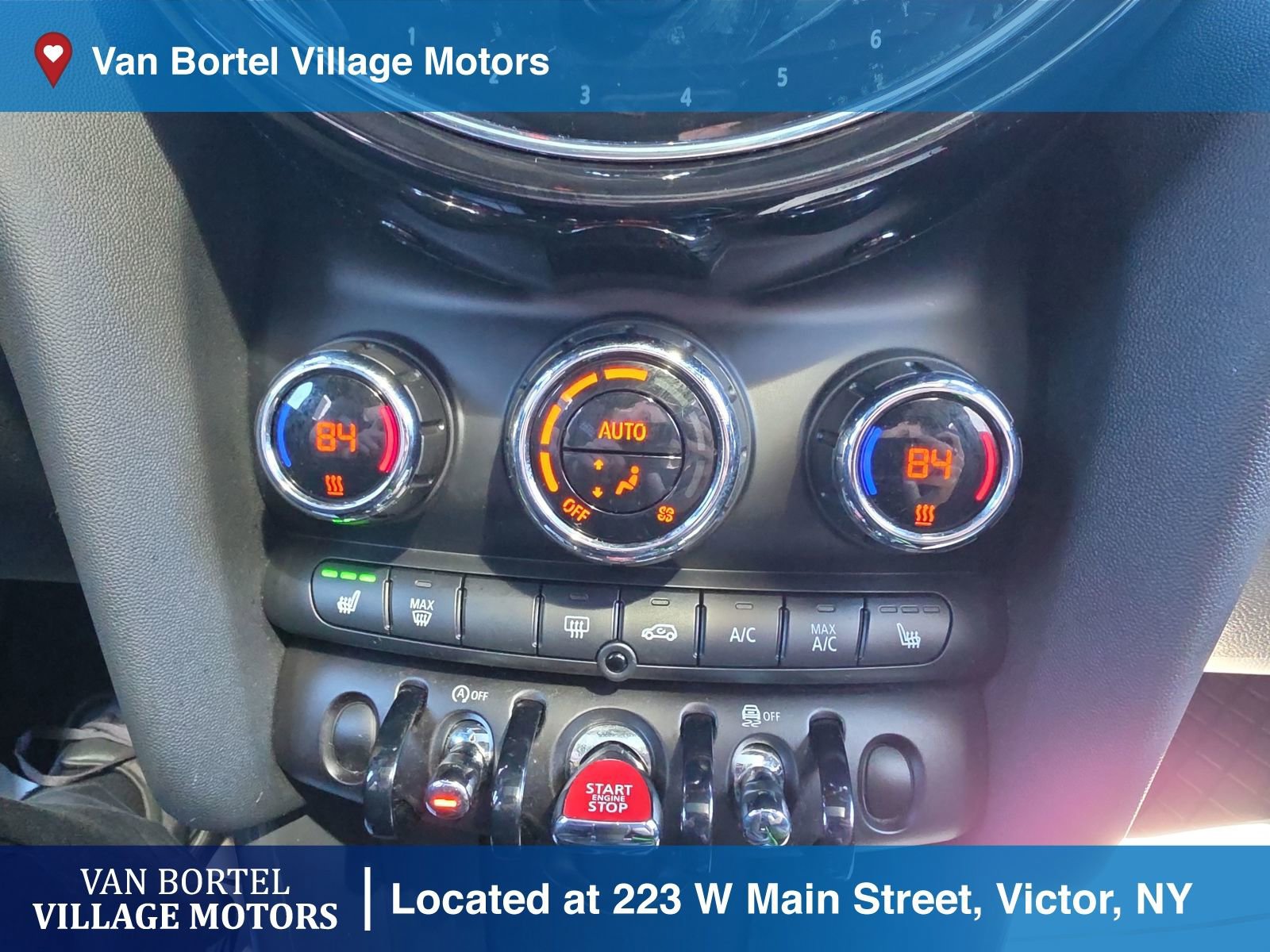 Used 2022 MINI Cooper 4-Door Hardtop image 15