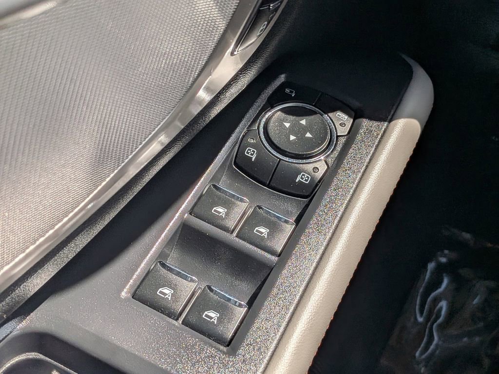 Used 2025 Ford Expedition Active image 24