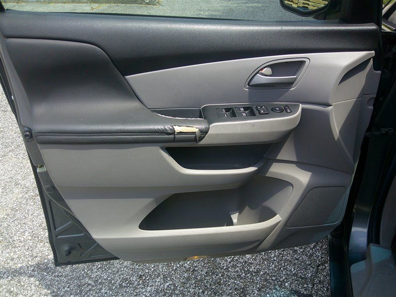 Used 2012 Honda Odyssey LX image 9