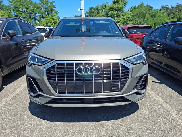 Used 2024 Audi Q3 2.0T Premium AWD/4WD image 2