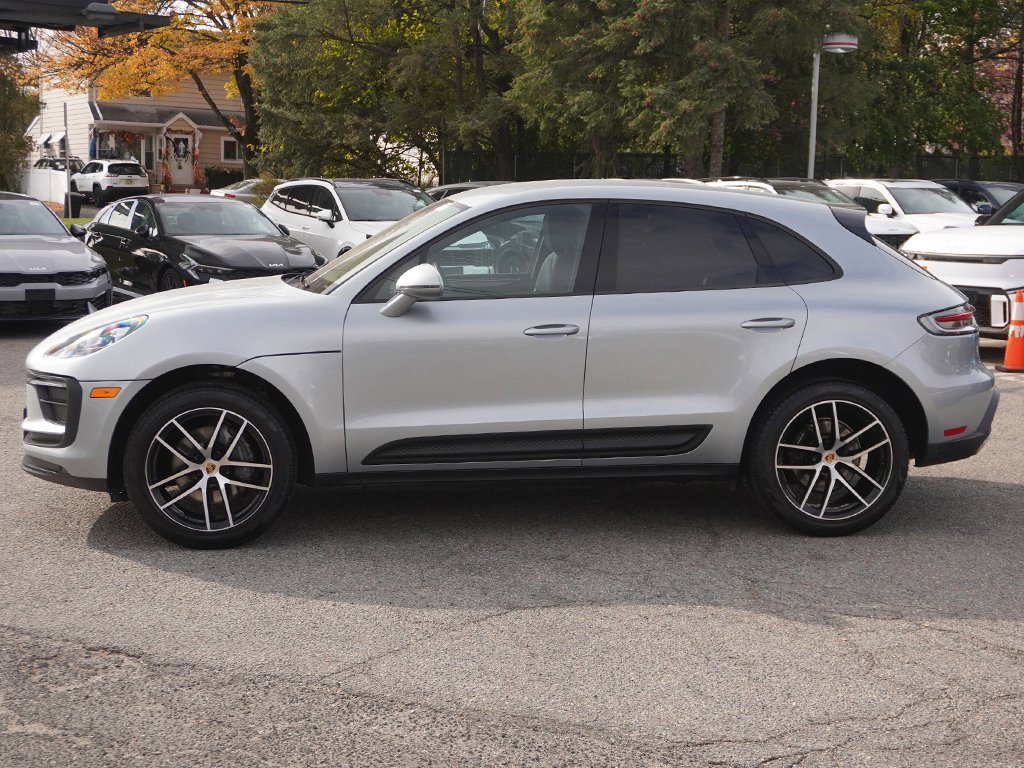 Used 2022 Porsche Macan image 18