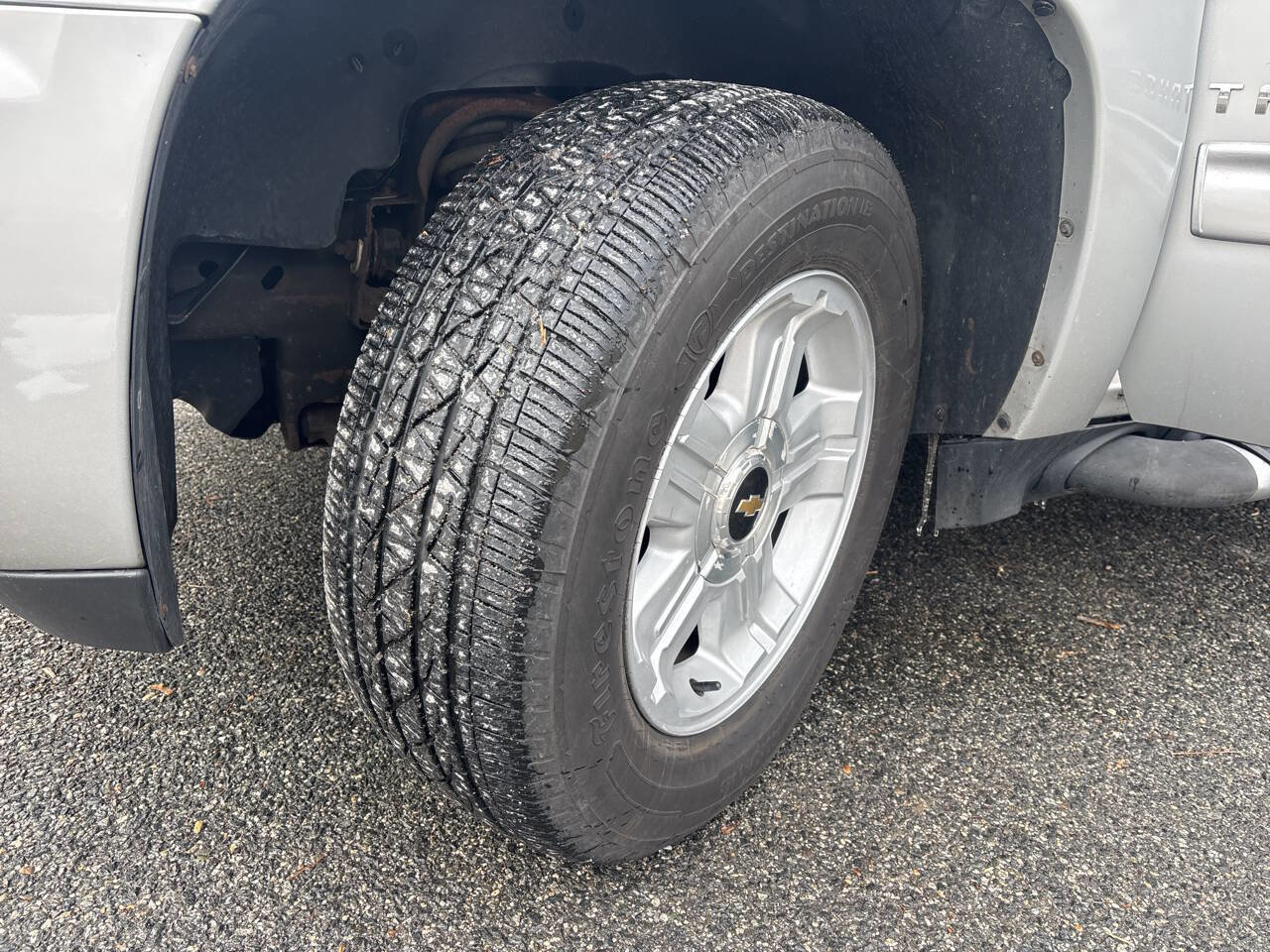 Used 2010 Chevrolet Tahoe LT w/ Luxury Package image 45